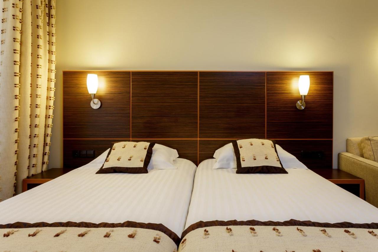Alka Hotel Паланга Экстерьер фото