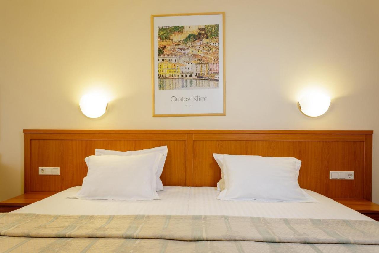 Alka Hotel Паланга Экстерьер фото