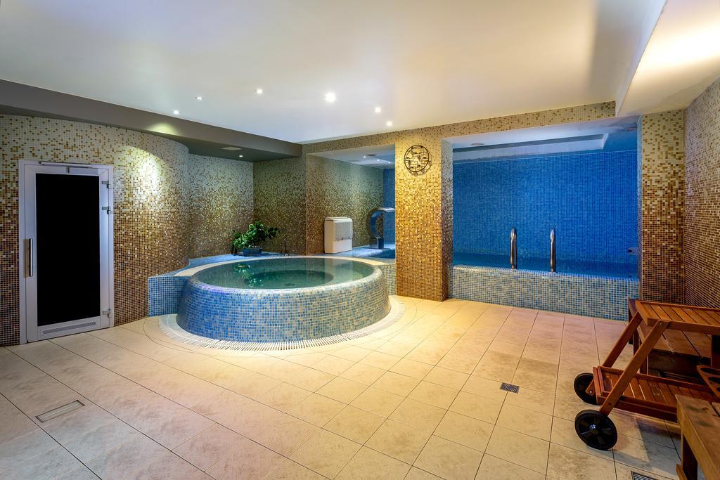 Alka Hotel Паланга Экстерьер фото
